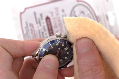 come lucidare orologio acciaio